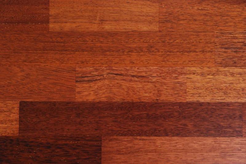 Parquet massif &agrave; Myennes, l'excellence du ch&ecirc;ne fran&ccedil;ais